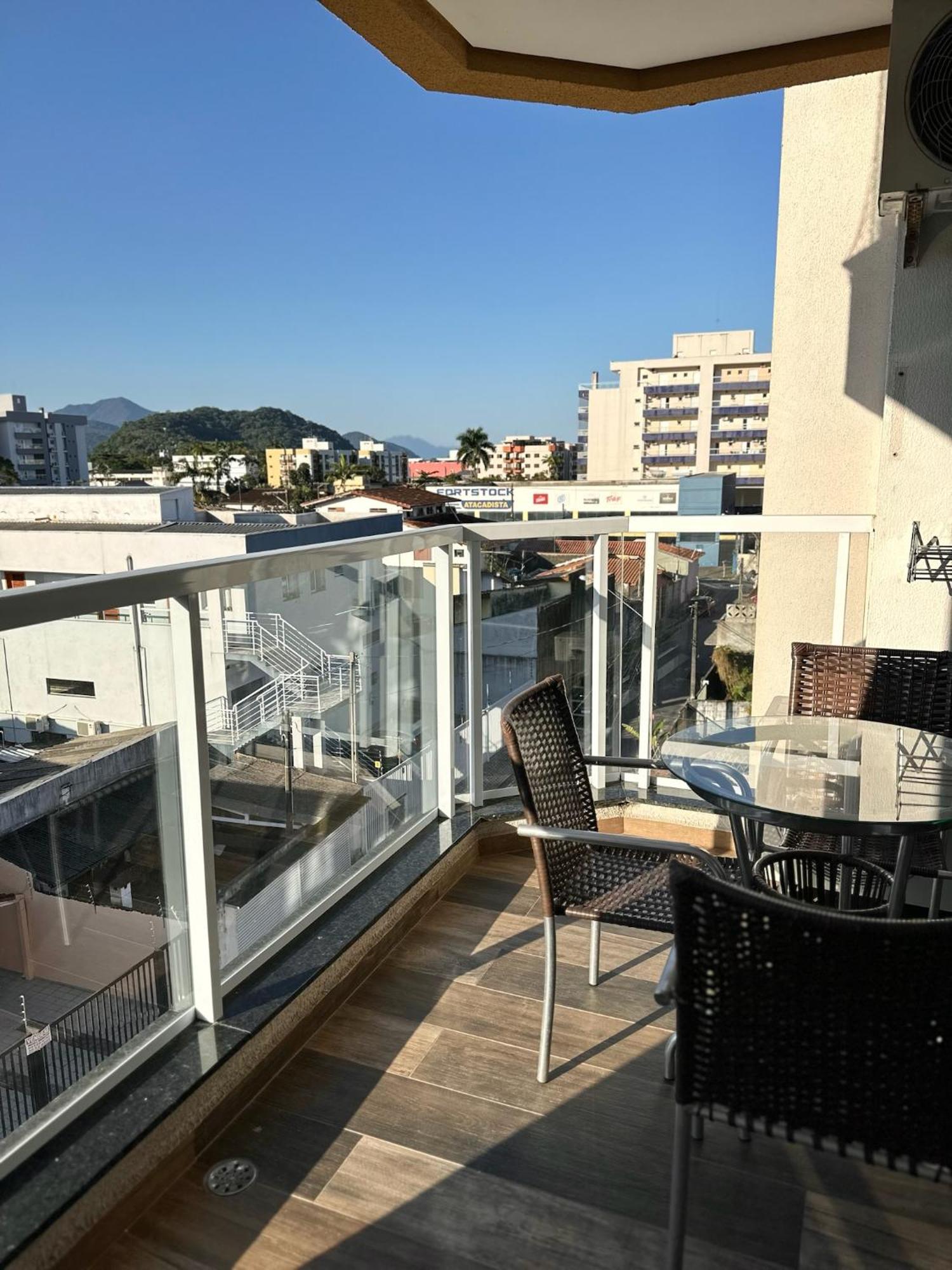 Apartamento Alto Padrao 2 Qts 2 Wc Piscina Wifi-smarttv E Ar